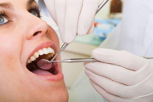 Có nên bọc răng sứ cho răng sâu không ?