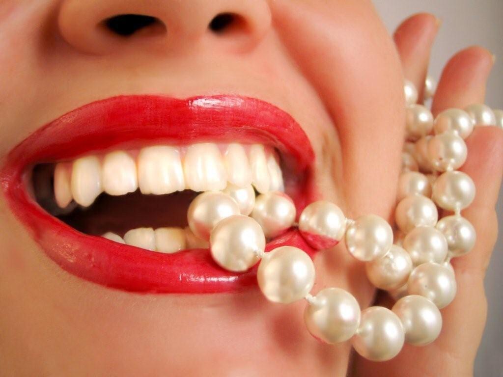 Chăm sóc răng sau khi tẩy trắng như thế nào?