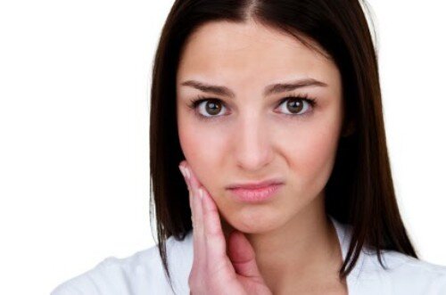 Cách chữa đau răng nhanh hiệu quả không cần thuốc