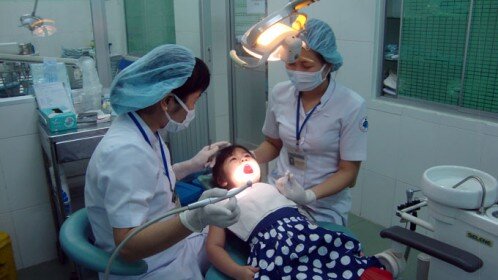 Nhổ răng cho trẻ em