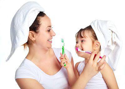 Đánh răng ở trẻ