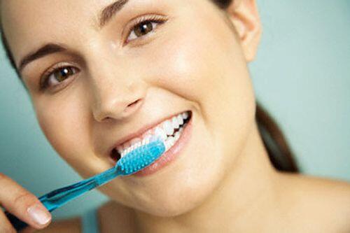 sử dụng nước ngọt nhiều gây hại đến men răng